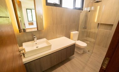 For Sale House and Lot Residences at Wack Wack 5 Bedrooms, Mandaluyong