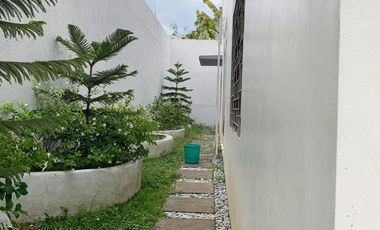 HOUSE WITH POOL FOR RENT