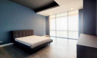 For SALE/RENT: 4BR Bi-level Penthouse Unit in The Viridian in Greenhills