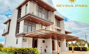 Townhouse For Sale at Sevina Park beside La Salle Laguna