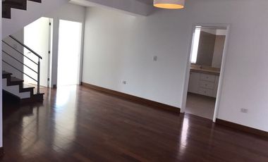 VENDO PRECIOSO DUPLEX  con Vista a parque y al mar