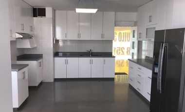 VENDO PRECIOSO DUPLEX  con Vista a parque y al mar