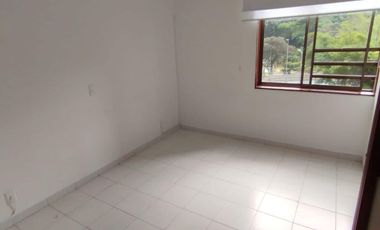 SE ARRIENDA CABECERA DEL LLANO 4 ALCOBAS