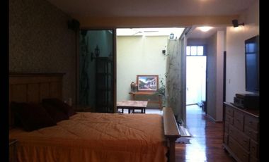 Venta PH Departamento amueblado en la calle Zacatecas, Colonia Roma Norte, Cuauhtemoc, CDMX