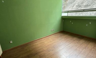 VENTA OFICINA EN INTERLOMAS, FRENTE A MAGNOCENTRO