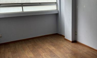 VENTA OFICINA EN INTERLOMAS, FRENTE A MAGNOCENTRO