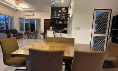 4 Bedroom House Near The Clubhouse In A Private Subdivision