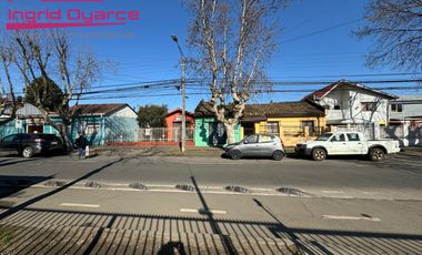 Vendo terreno comercial, excelente y céntrica ubicación, con construcción antigua