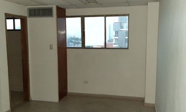 Oficina en arriendo en Alto Prado.