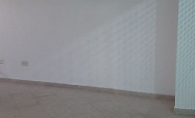 Oficina en arriendo en Alto Prado.