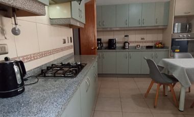 GRAN CASA 5D 4B PISCINA CONJUNTO RESIDENCIAL CERRADO A 1 CUADRA MALL ALTO PEÑALOLEN