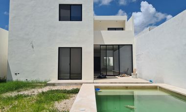 CASA AMPLIA EN RENTA CONKAL YUCATAN