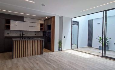 Venta de casa en Rionegro LlanoGrande para estrenar