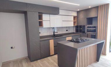 Venta de casa en Rionegro LlanoGrande para estrenar