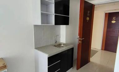 NEW, Apartement Gunawangsa Tidar 200Jtan Unit Baru Full Furnish Mewah Pusat Kota Surabaya