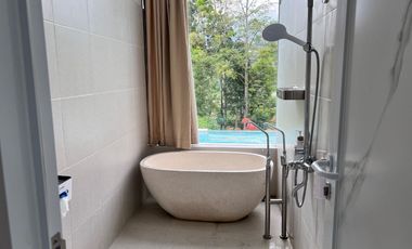 Villa Mewah 2 Lantai Utara Jembatan Kaca Kemuning