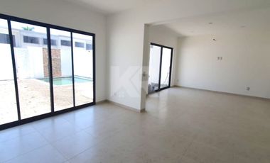 Casa con alberca en xochitepec