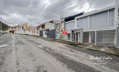 Se vende casa en La Urbanización Sierra Nevada -Loja