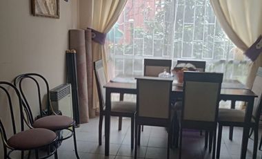 Depto. en Calle San Isidro, Metro Matta, Santiago Centro.