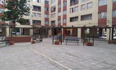 Depto. en Calle San Isidro, Metro Matta, Santiago Centro.