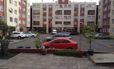 Depto. en Calle San Isidro, Metro Matta, Santiago Centro.