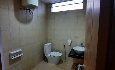 DISEWAKAN RUMAH CLUSTER TAMAN SIMPRUK - Lippo Cikarang