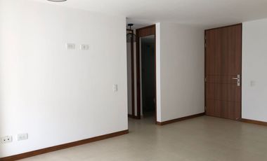 45227 Apartamento en arriendo en el sector Loma de las Brujas