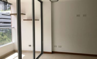 45227 Apartamento en arriendo en el sector Loma de las Brujas