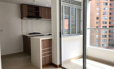 45227 Apartamento en arriendo en el sector Loma de las Brujas