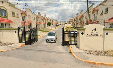 CASA EN PRIVADA ARANDILLA, URBI VILLA DEL REY, HUEHUETOCA, ESTADO DE MÉXICO, ¡NO CRÉDITOS!