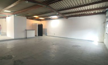 SE VENDE BODEGA ESQUINERA EN CENTRO DE CUBA