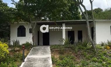 Se Vende Lote Predio Semiurbano en la vereda Lagunetas – Girón