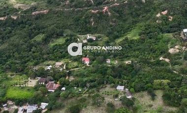 Se Vende Lote Predio Semiurbano en la vereda Lagunetas – Girón