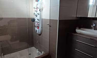 Venta de Casa en  conjunto - Calderon