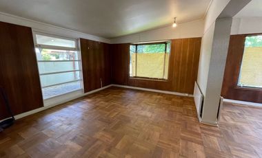 Cómoda Casa, Pasaje Lorena, Próxima Av. Alemania