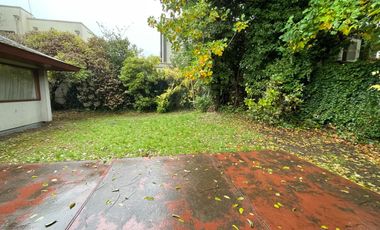 Linda Casa Ubicada En Pasaje Lorena, Próxima Av. Alemania