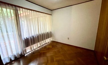 Linda Casa Ubicada En Pasaje Lorena, Próxima Av. Alemania