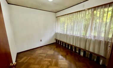 Linda Casa Ubicada En Pasaje Lorena, Próxima Av. Alemania