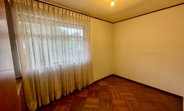 Linda Casa Ubicada En Pasaje Lorena, Próxima Av. Alemania