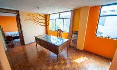 Casa en venta Monjas Orquideas 4 Pisos 452.7 3m2