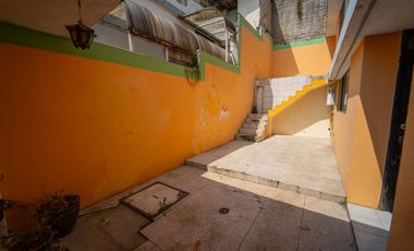 Casa en venta Monjas Orquideas 4 Pisos 452.7 3m2