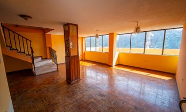 Casa en venta Monjas Orquideas 4 Pisos 452.7 3m2