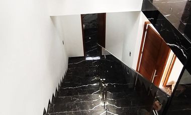 Venta de Residencia de lujo Nueva en Lombardía.