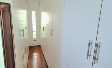 VENTA CASA CASUARINAS A.C. 647 m2 REMODELADA/4 PISOS/05 DORMITORIOS/PISCINA/VISTA PANORAMICA
