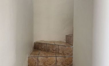 Casa en venta en dos niveles en Tenango del Valle Colonia Ojo de agua
