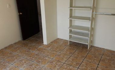 Casa en venta en dos niveles en Tenango del Valle Colonia Ojo de agua