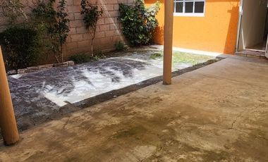 Casa en venta en dos niveles en Tenango del Valle Colonia Ojo de agua