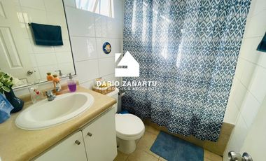 Casa en venta en seguro condominio en Quilpué.
