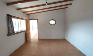 CASA CON ALBERCA CERCA DE CUERNAVACA EN VENTA