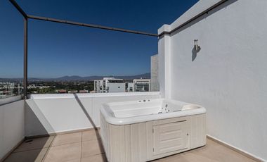 PENTHOSUE EN VENTA AL SUR DE CUERNAVACA CON ALBERCA